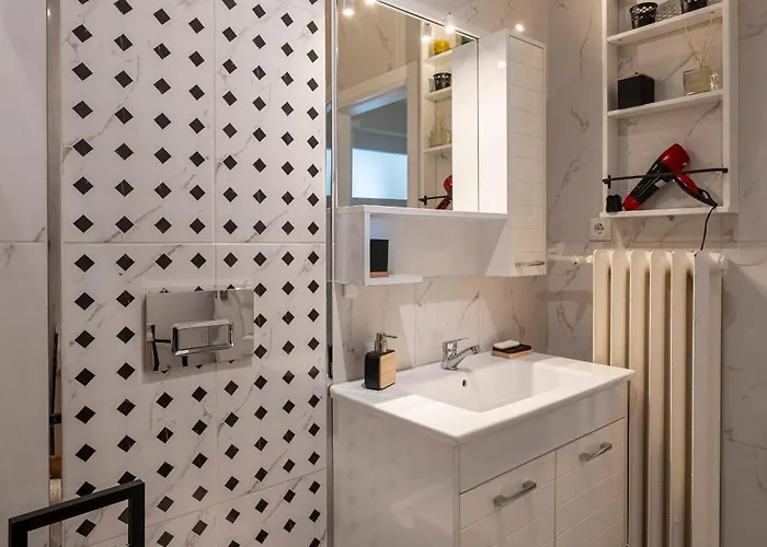 Sevim Nisantasi Center